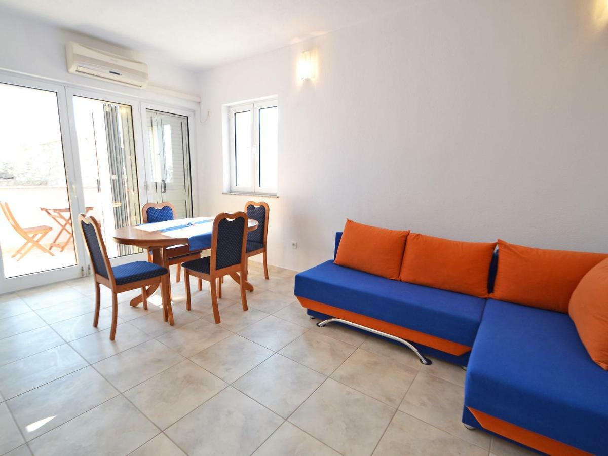 Apartment Golub-2 By Interhome Cesarica Exterior foto